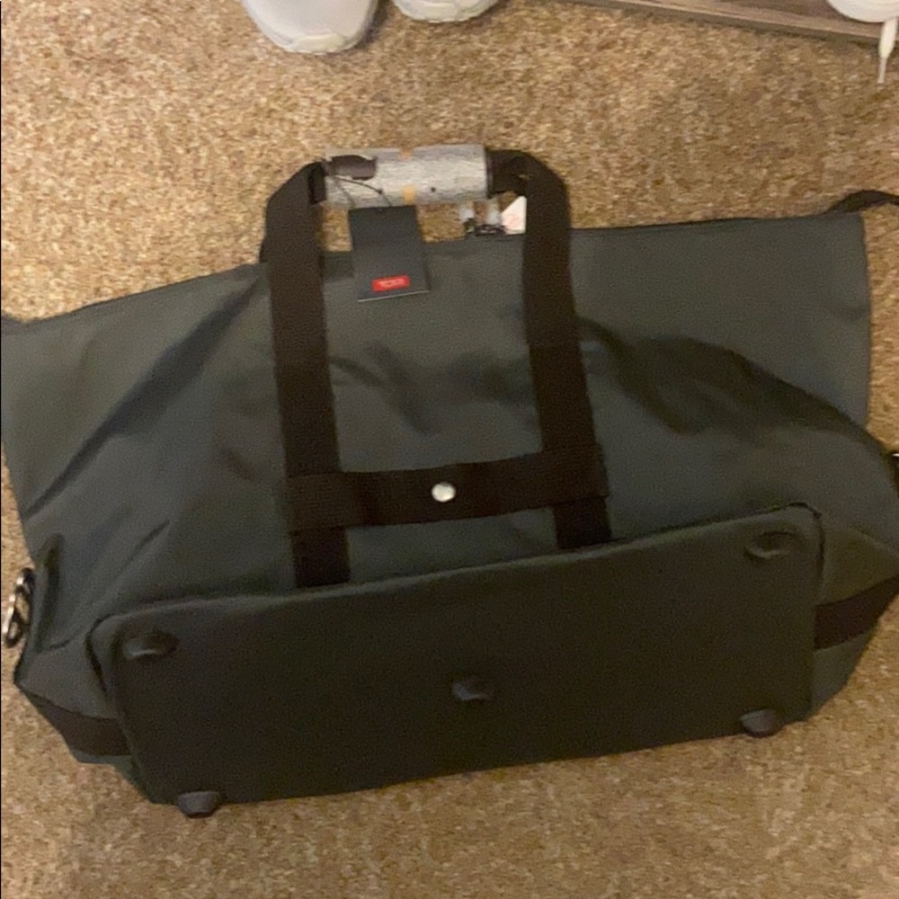 Tumi duffle bag